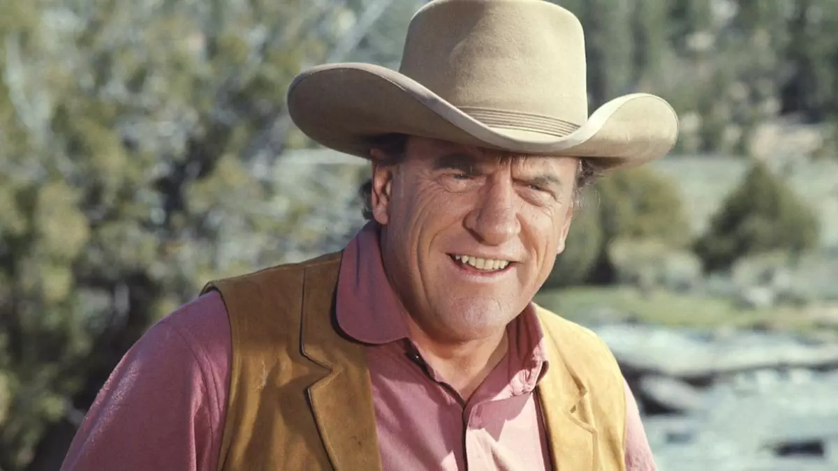 Find Out James Arness Height And Weight Here (Verified!)