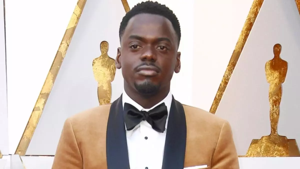 Daniel Kaluuya height and weight. How tall is Daniel Kaluuya. Daniel Kaluuya weight