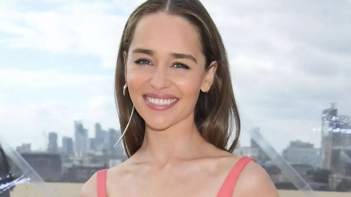 Find Out Emilia Clarke Height And Weight Here