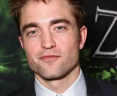 Get To Find Out Robert Pattinson Eye Color Here