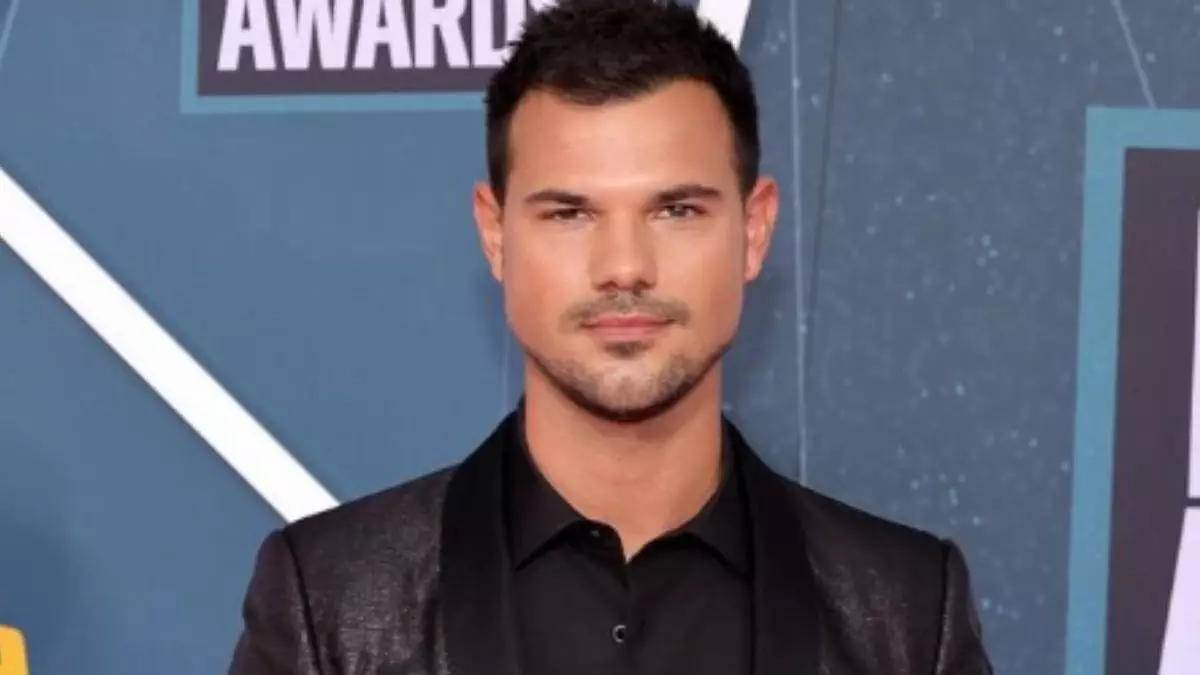 Find Out Taylor Lautner Height And Weight Here