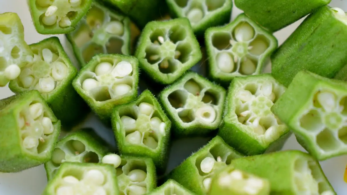 benefits of okra water to ladies